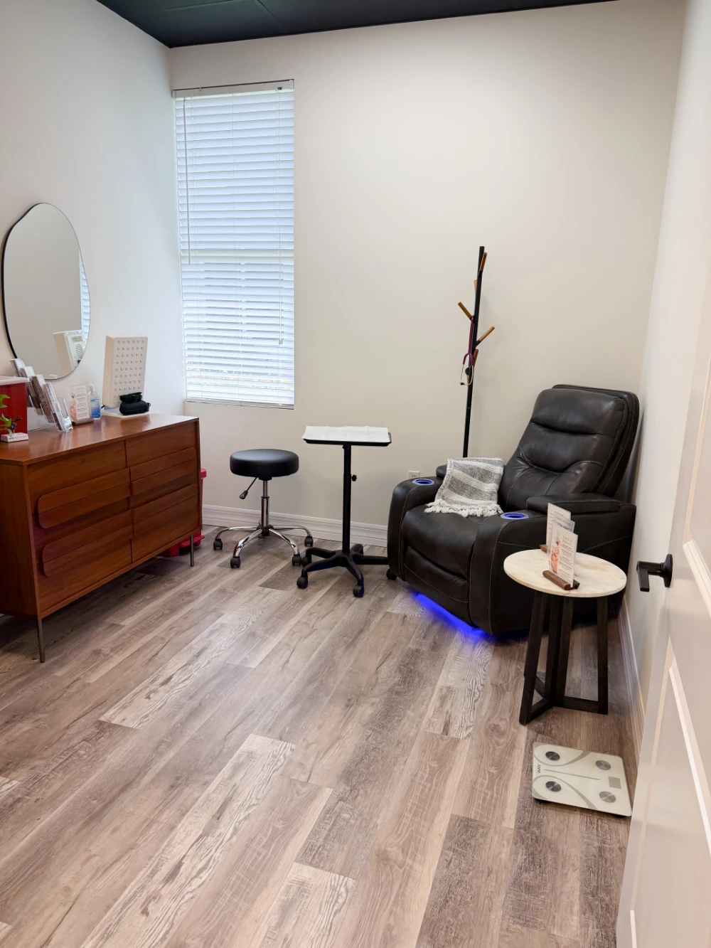 Private IV therapy room at Fountain of Youth